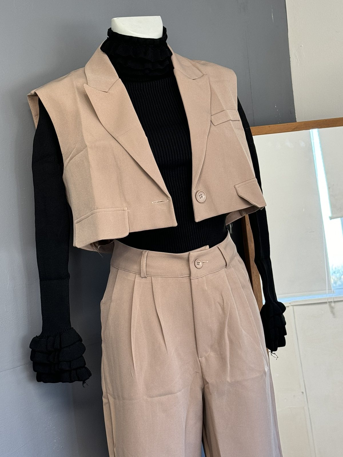 Woman's Set Blazer - Image 3