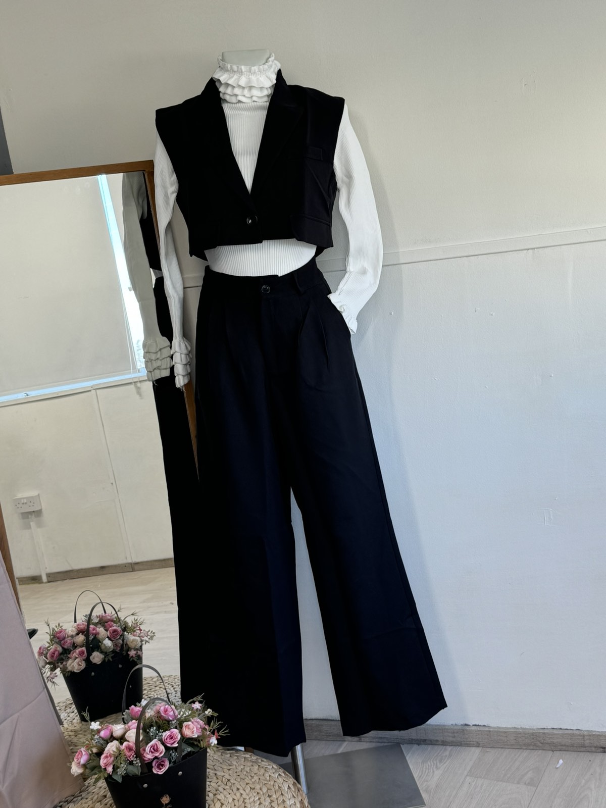 Woman's Set Blazer - Image 6