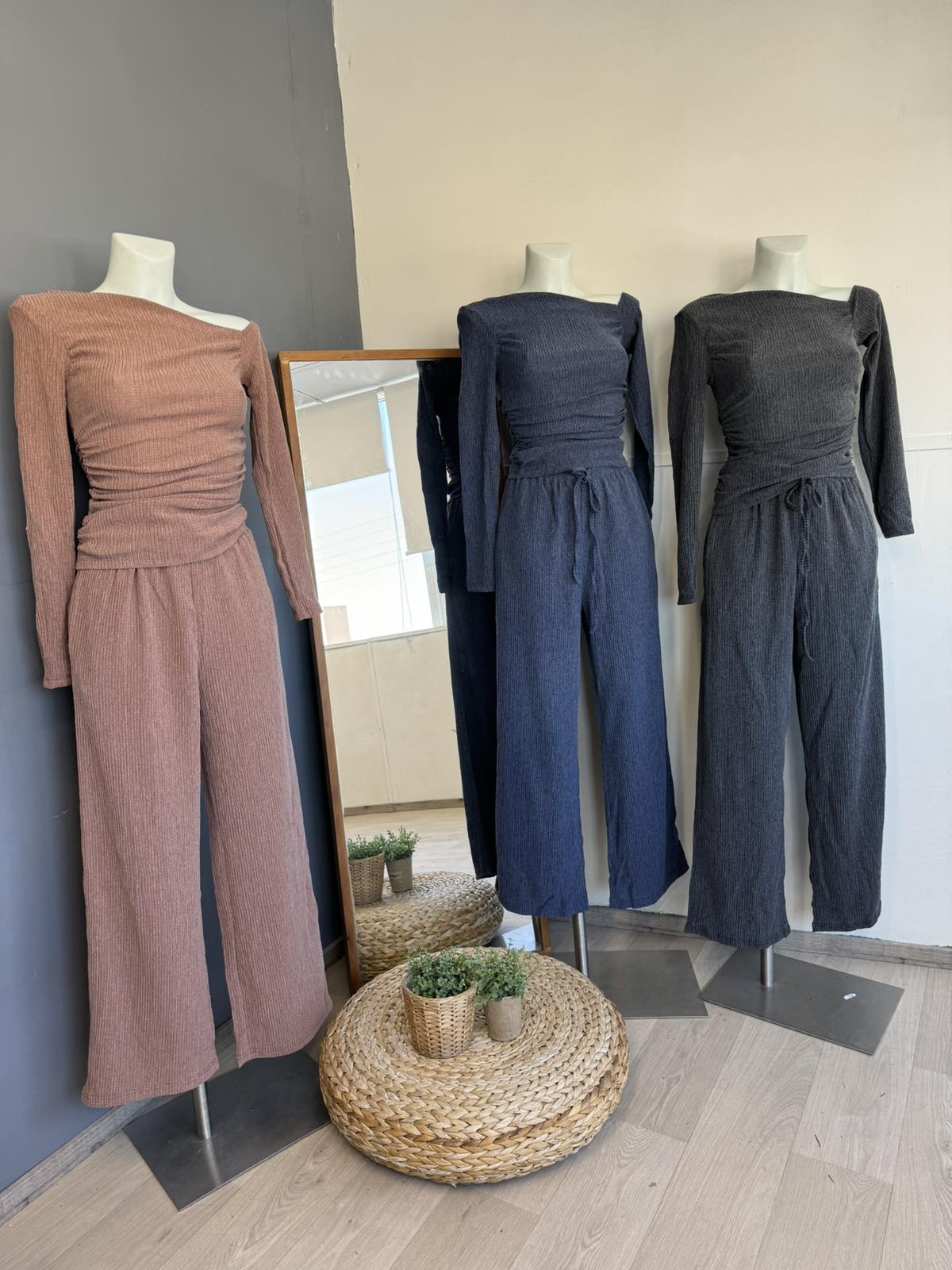 Casual Set - Image 2