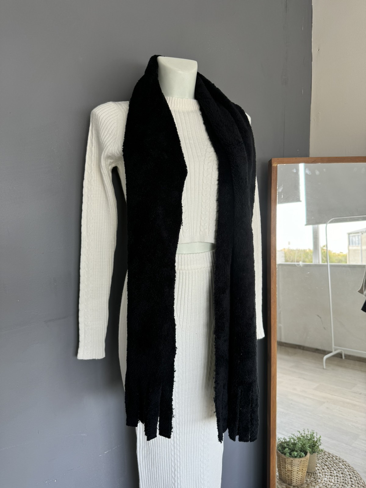 Woman's Scarf