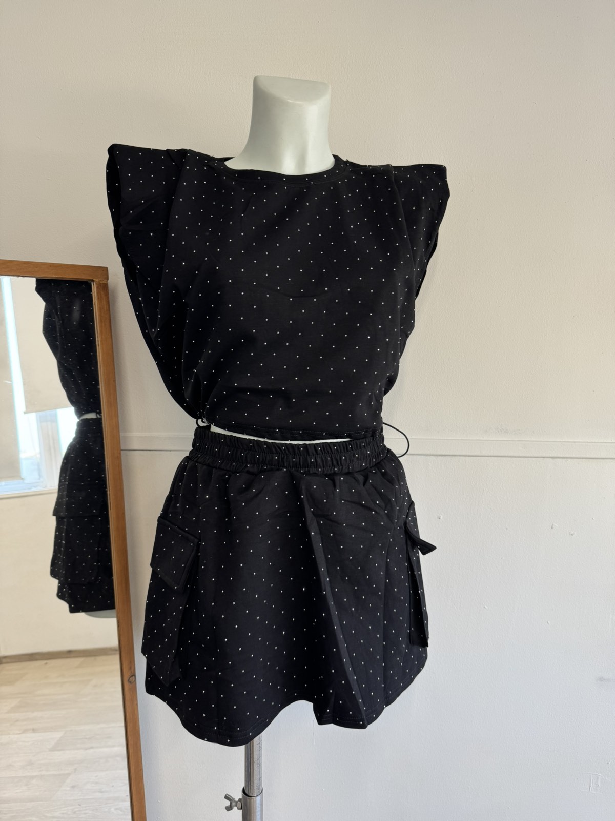 Woman's Set - Image 4