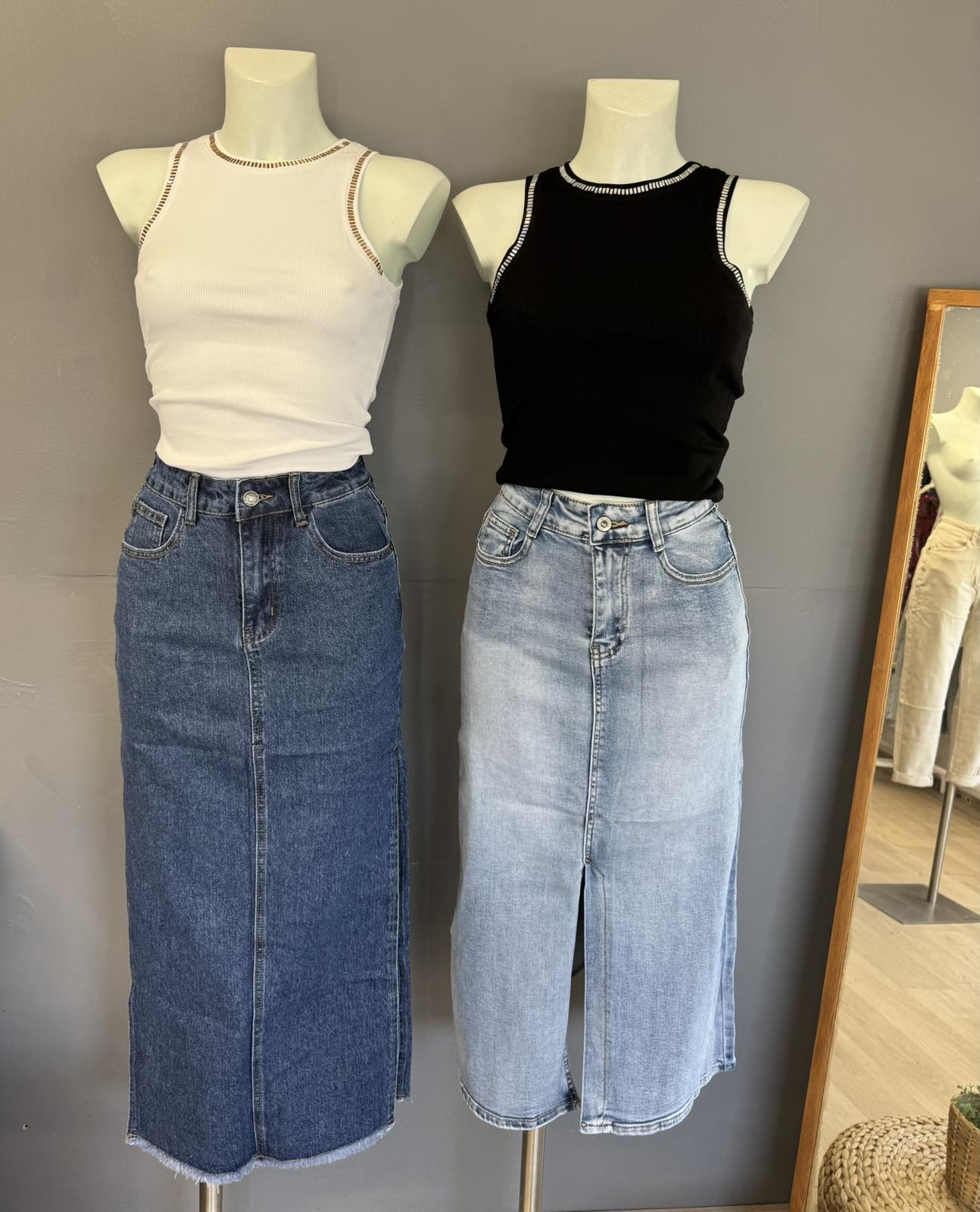 Woman's Skirt - Image 2