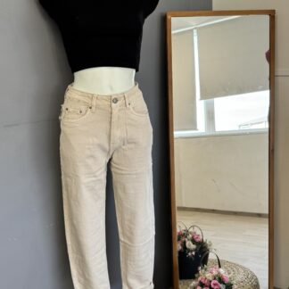 Woman's Jeans