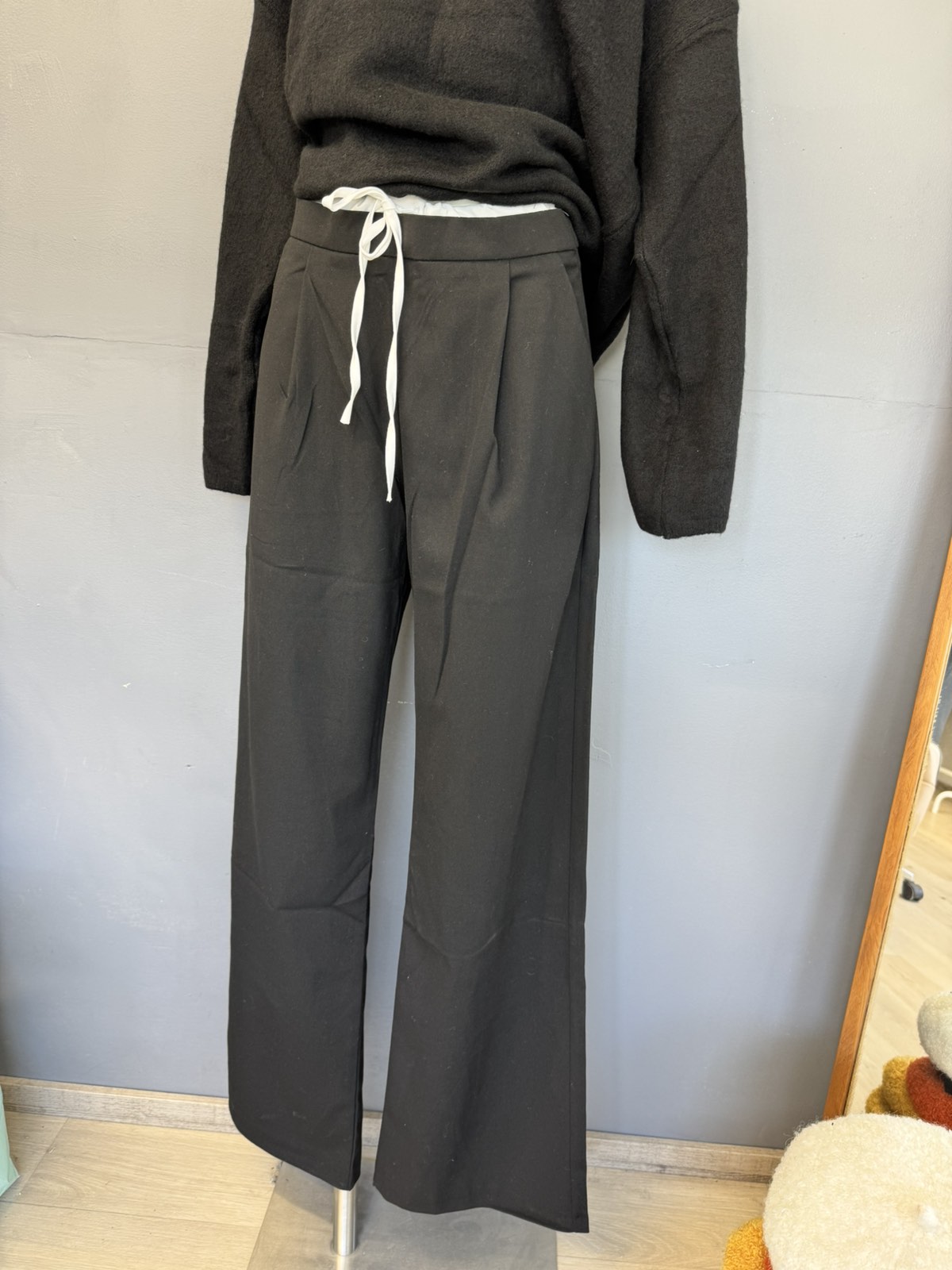 Women's Pants - Image 2