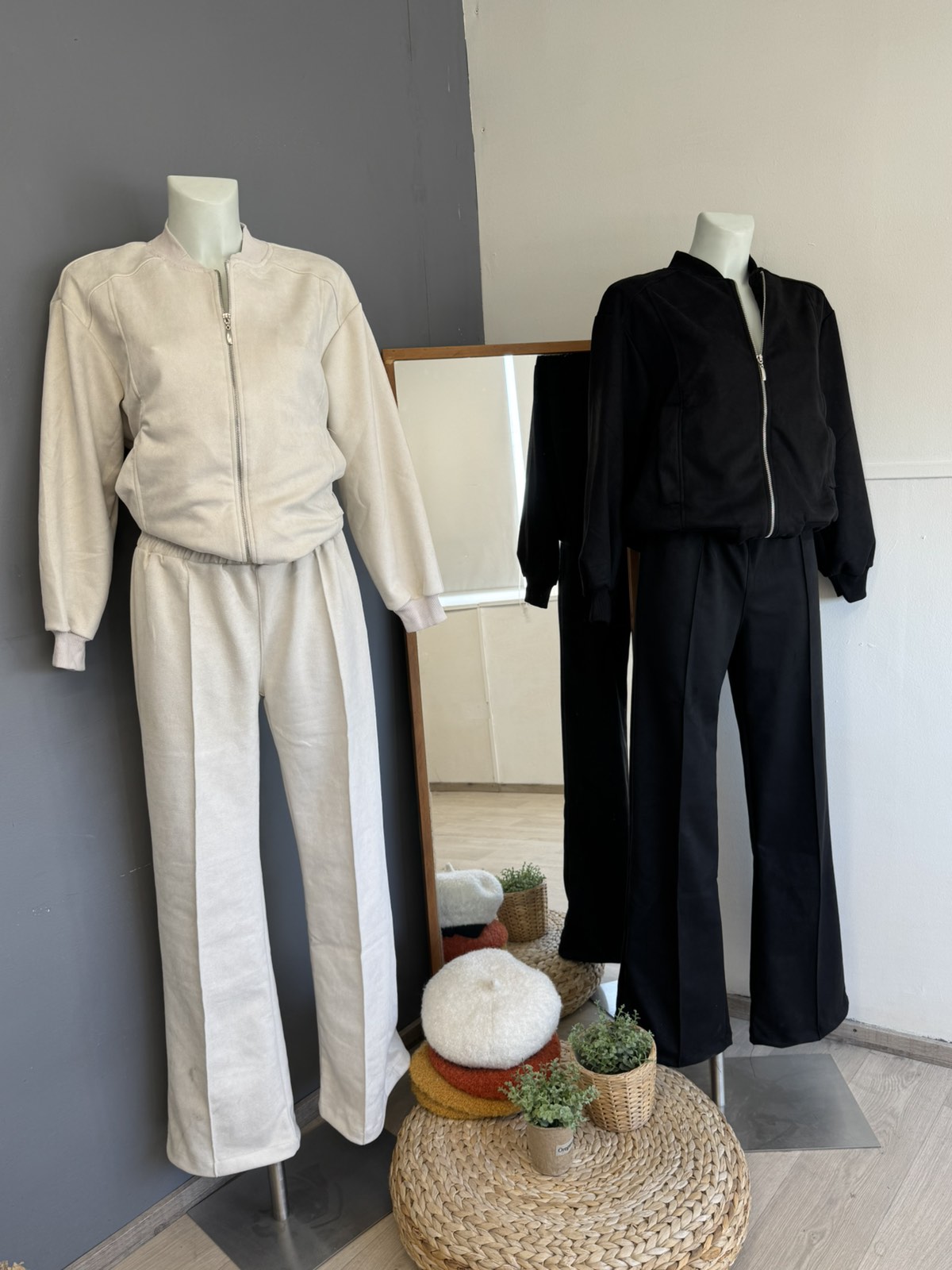Women Set - Image 2