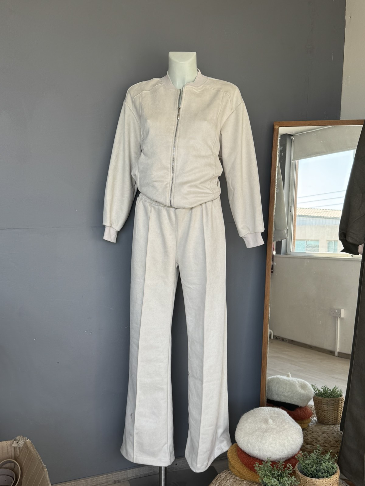 Women Set