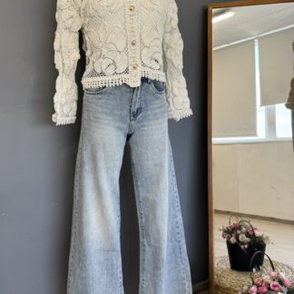 Woman's Jeans
