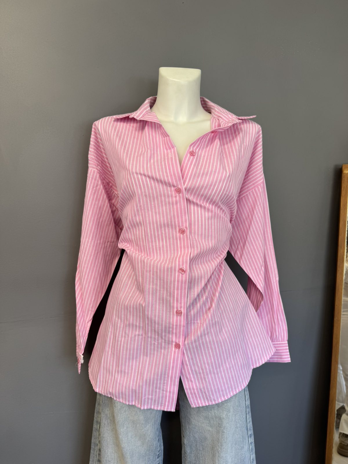 Woman's Shirt - Image 3