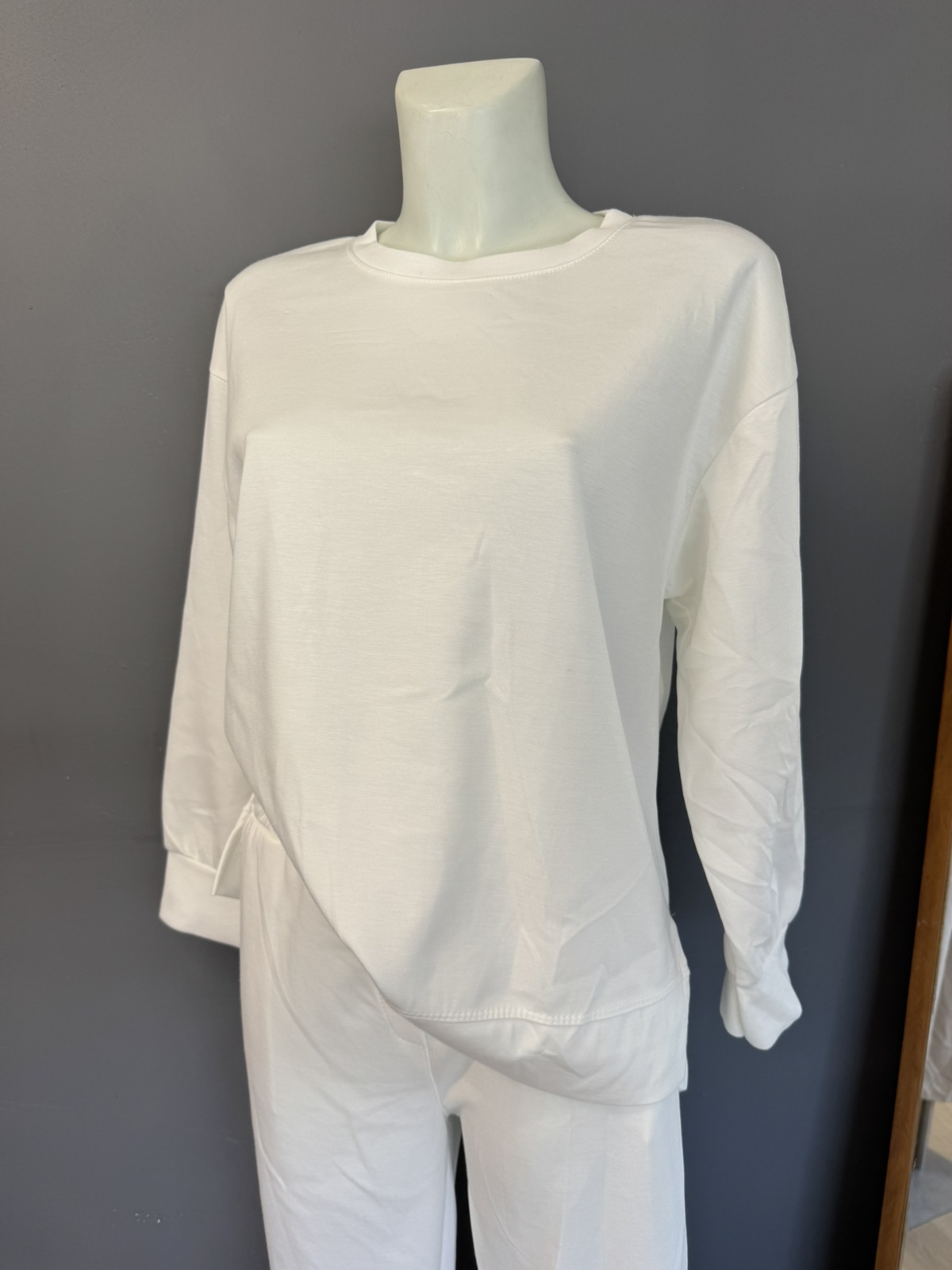 Woman's Set - Image 6