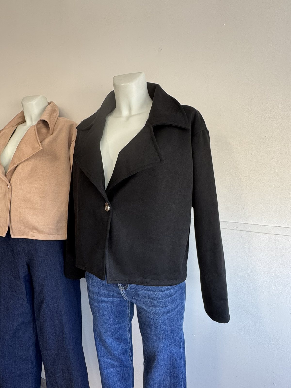 Woman's Jacket - Image 4