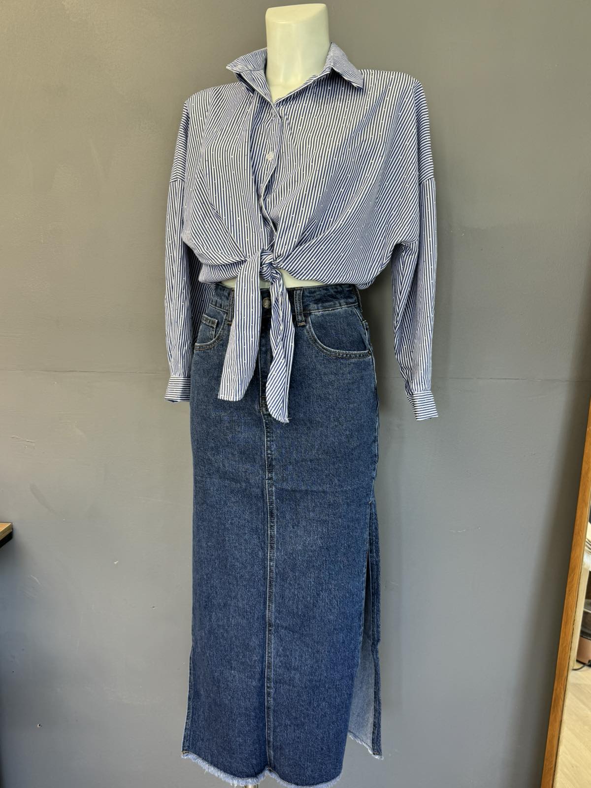 Woman's Skirt