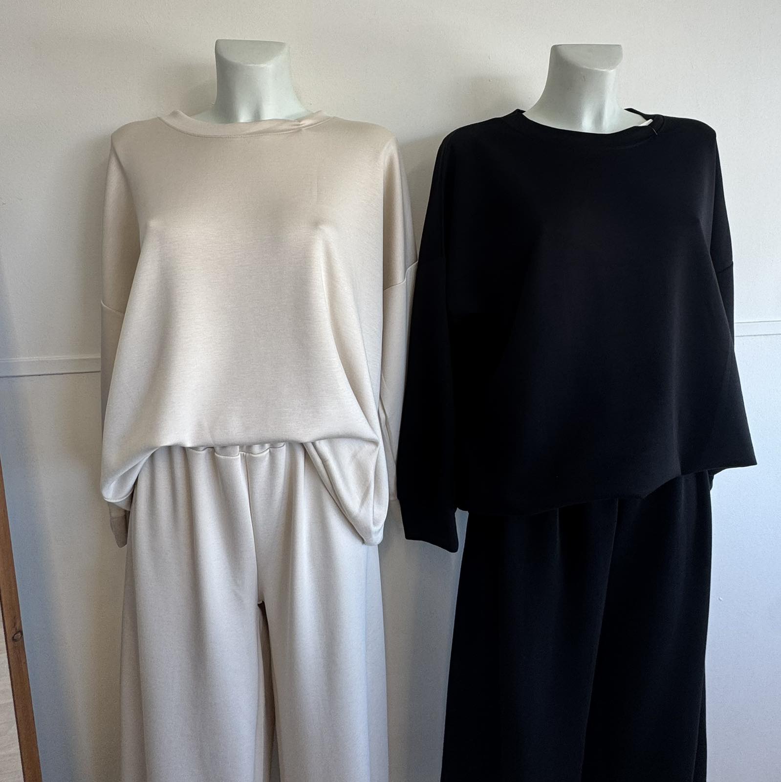 Woman's Set - Image 8