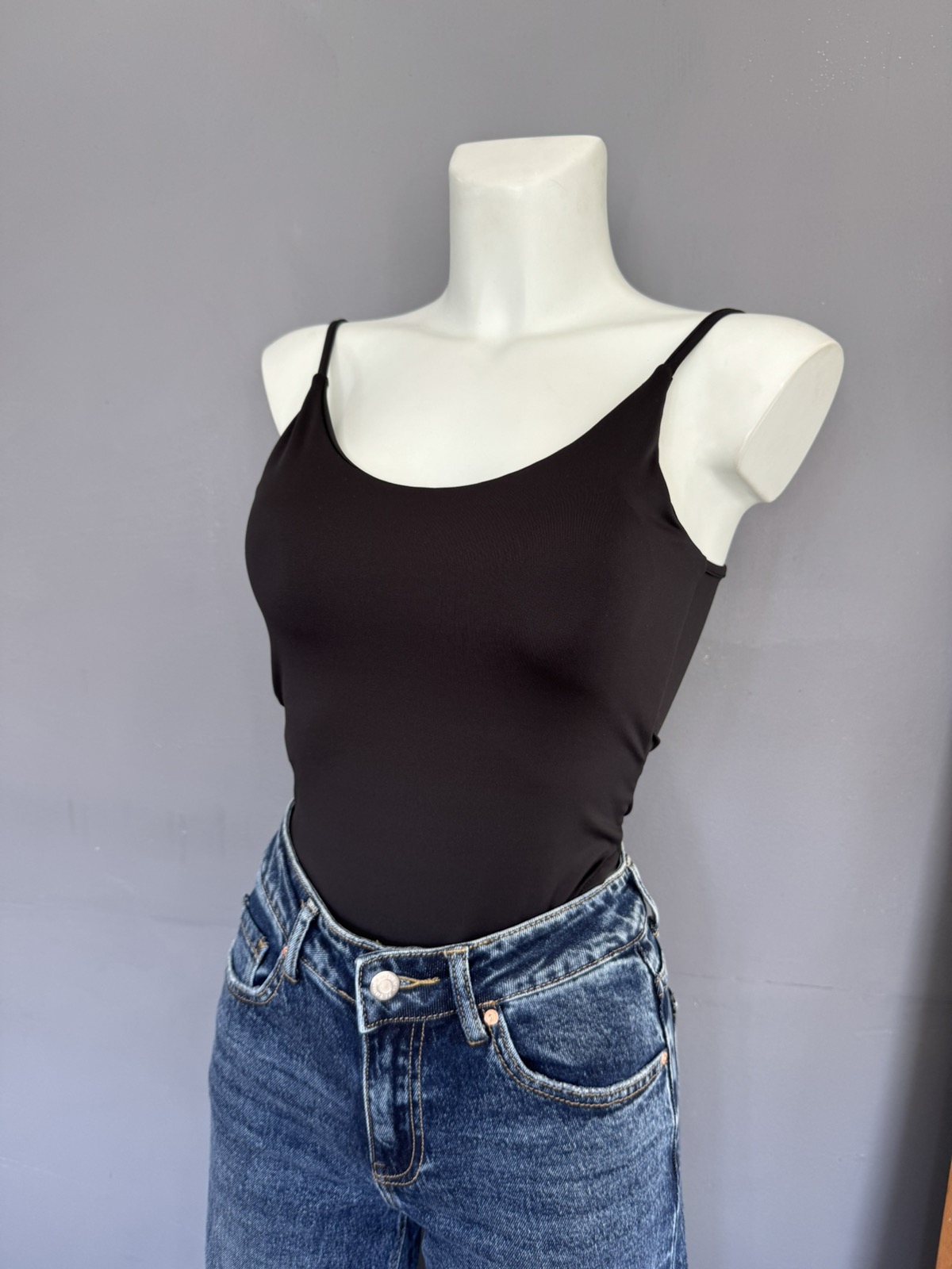 Woman's Top - Image 8