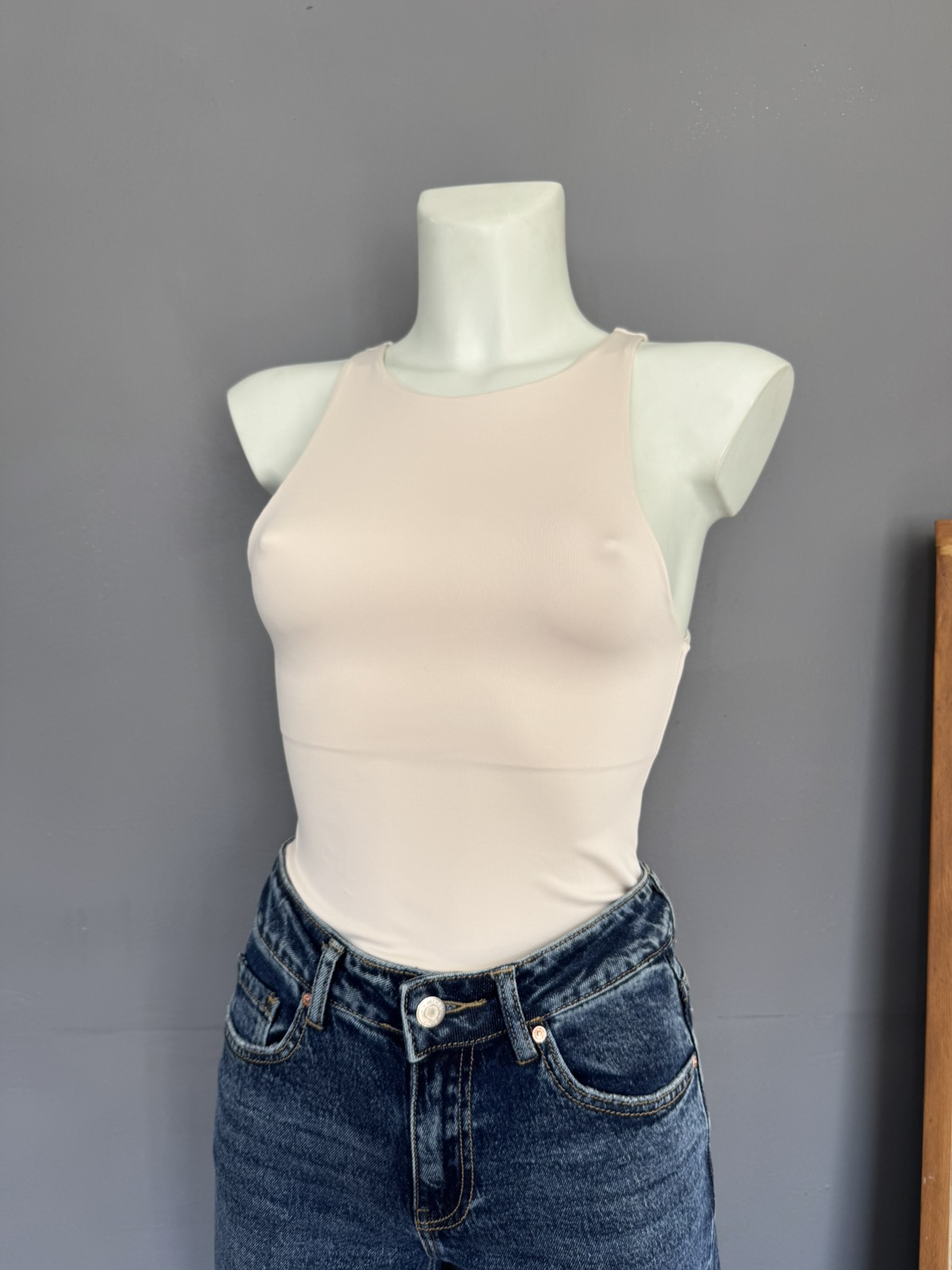 Woman's Top - Image 3