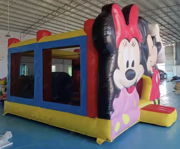 Mickey & Minnie’s Fun World - Image 2