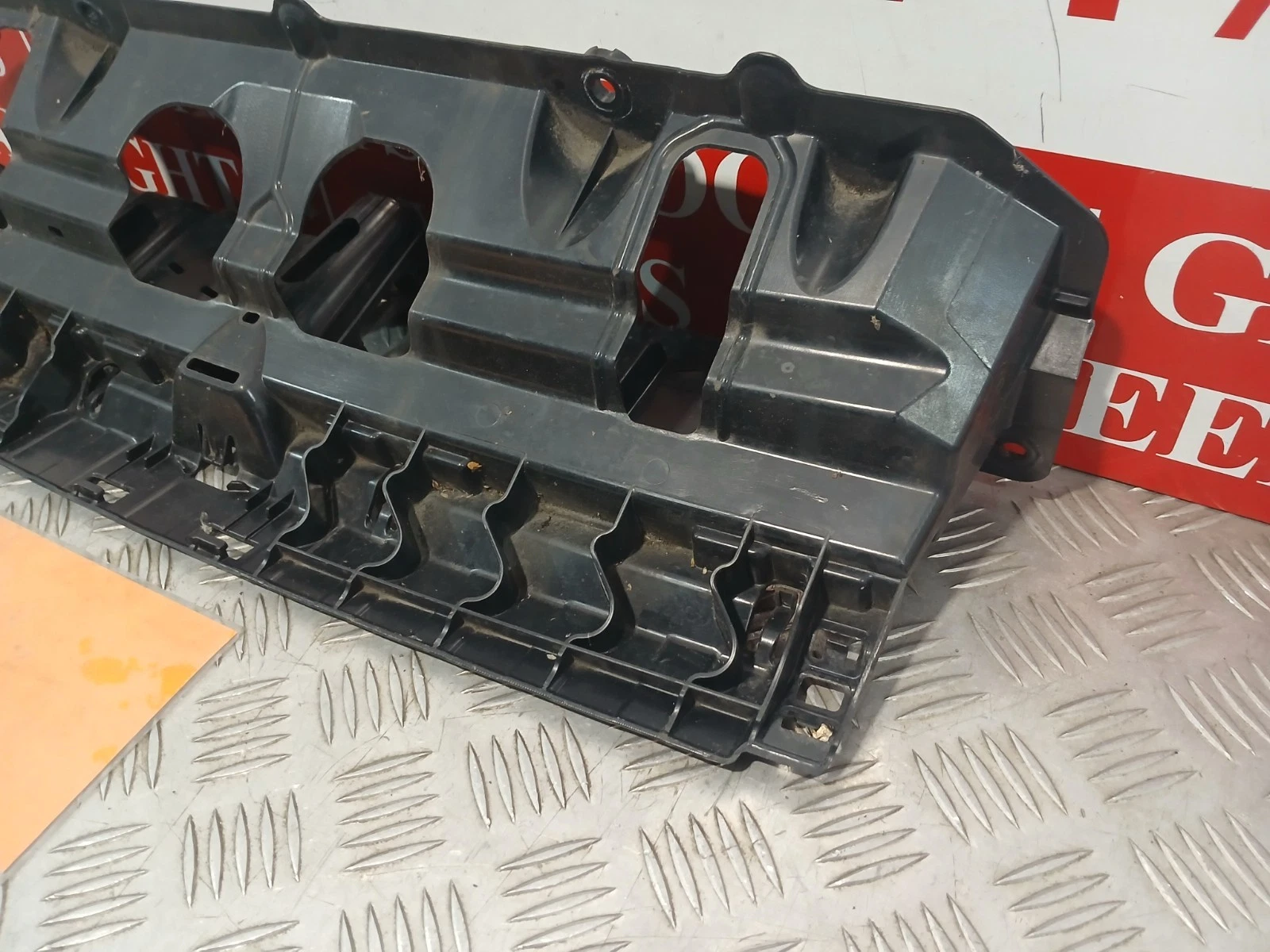 GENUINE BMW X5 G05 M-SPORT REAR BUMPER BRACKET 2019-ON 7420650 - Image 3