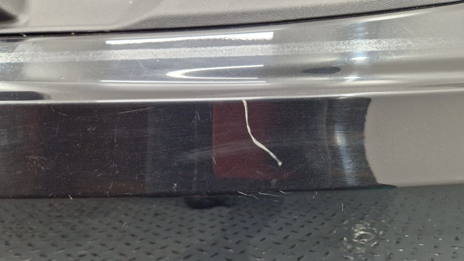 GENUINE BMW X5 G05 LOWER TRUNK BOOT LID TRIM PANEL BLACK (475) 7479063 7931937 - Image 3